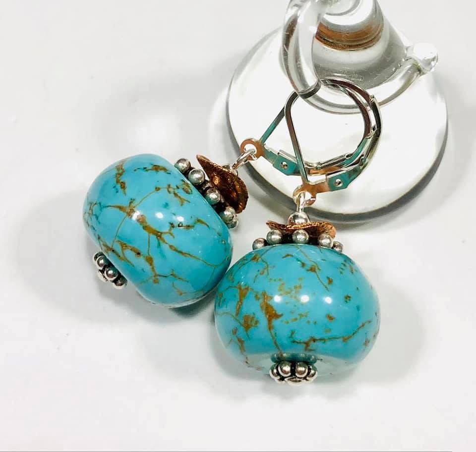 African jewelry client 6 hover