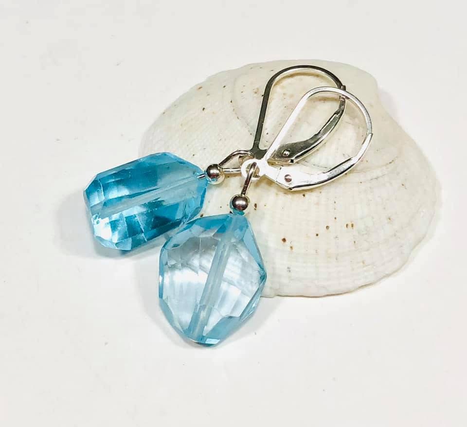 African jewelry client 7 hover